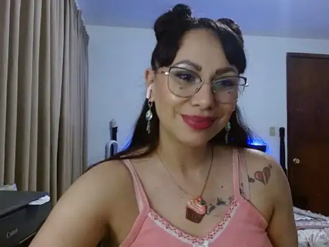 AloLovely_'s Webcam Show
