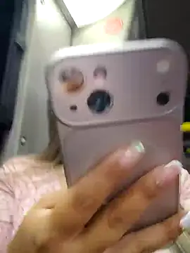 alana_69 现场XXX聊天