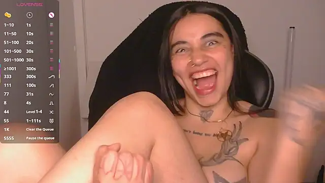 val_bardot's Live XXX Chat