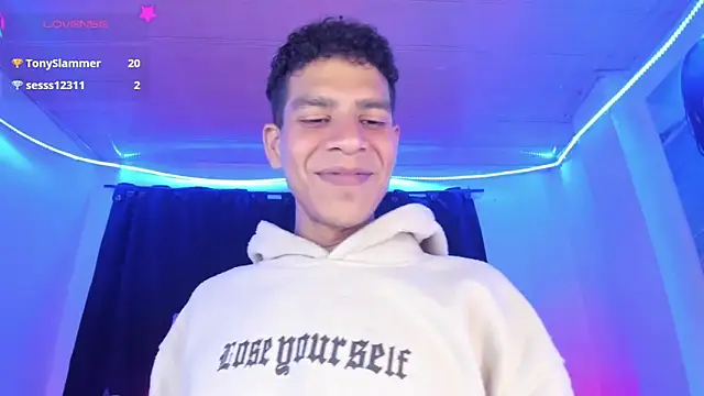 Ethan_Boyyのウェブカメラショー