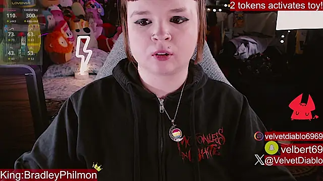 VelvetDiablo 라이브 XXX 채팅