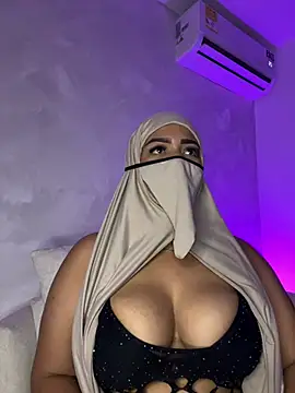 thaira_aly – Live XXX-chat