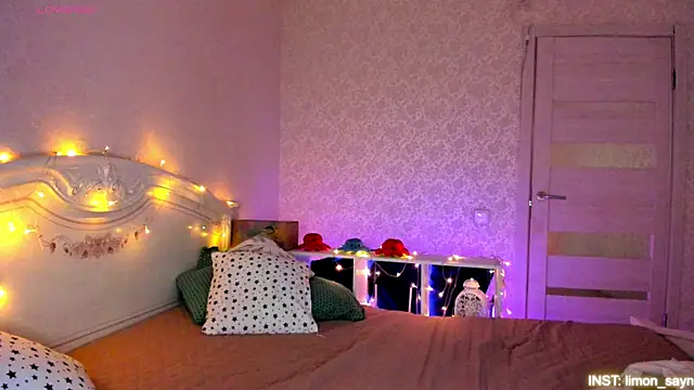 LillyMoure_n Live XXX chat