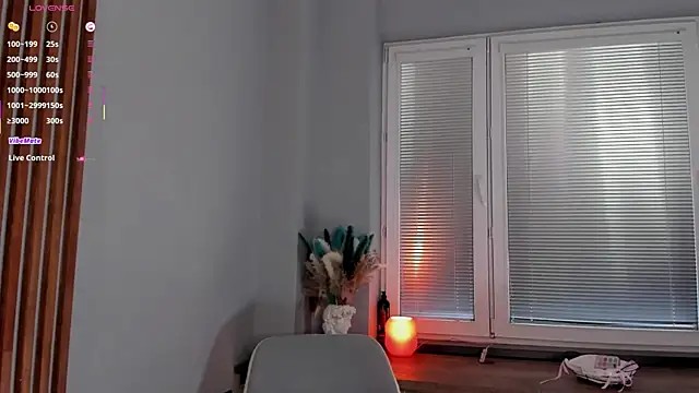 OssieCrews' Live XXX Chat