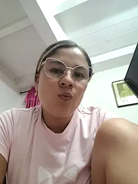 selena_gomez2n Live XXX chat