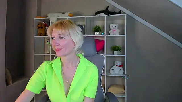 Czat XXX na żywo – Julie_Lucas