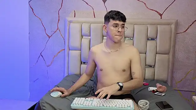 Tom_Parker_ Show Webcam