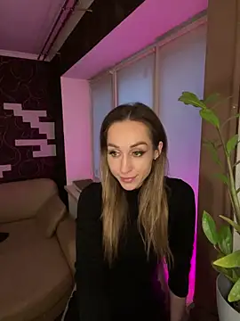 AnesaKis Adlı Modelin Canlı XXX Sohbeti