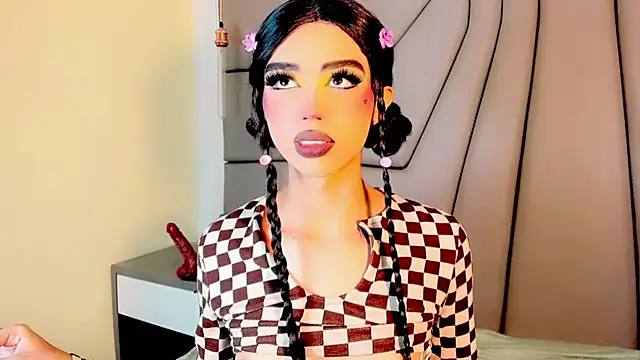 Miss-Saraii Live XXX-chat