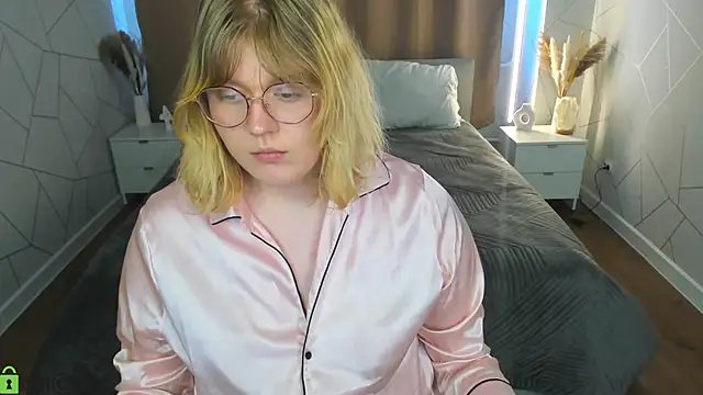 دردشة luna_c0ra الجنسية المباشرة