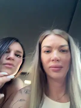 Niki_li – Kamerová šou