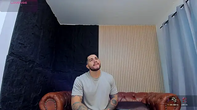 XXX chat uživo modela KyleNorth_