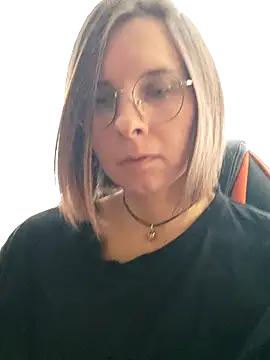 Aashikalaa 即時 XXX 聊天