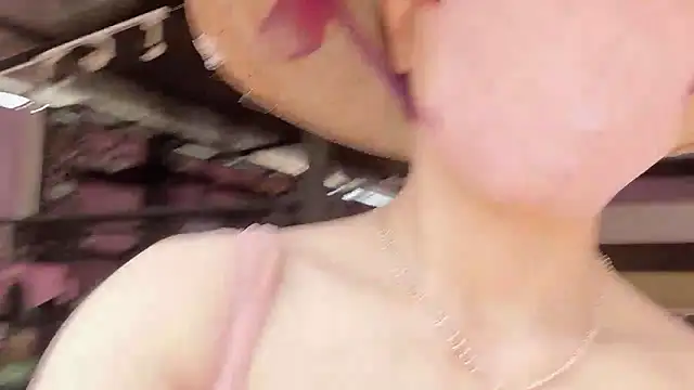 LinhChi_9x Live XXX-chat