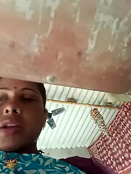 Shreya_pandit's Webcam Show