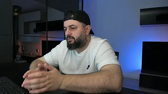 DravenPeak Live XXX-chat