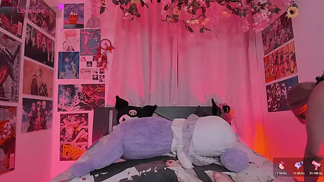 MissCurvyTop Adlı Modelin Canlı XXX Sohbeti