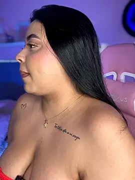 Emily_Cooper7 Chat XXX in diretta