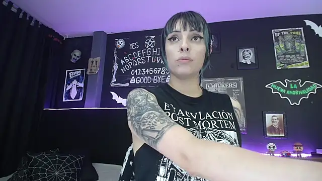 Chat XXX en directo de Goddess_Mortem