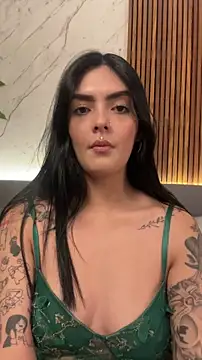 Chat XXX en directo de AliceRitter