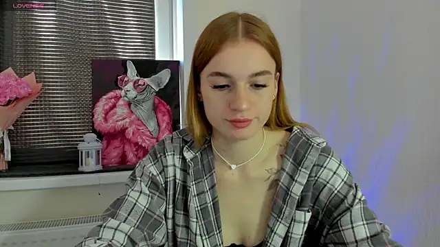 Živý XXX chat Stacey_Brow