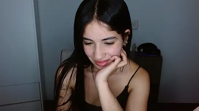 Lucy_engel: απευθείας συνομιλία ΧΧΧ