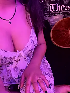 rima__sexy Pertunjukan Webcam