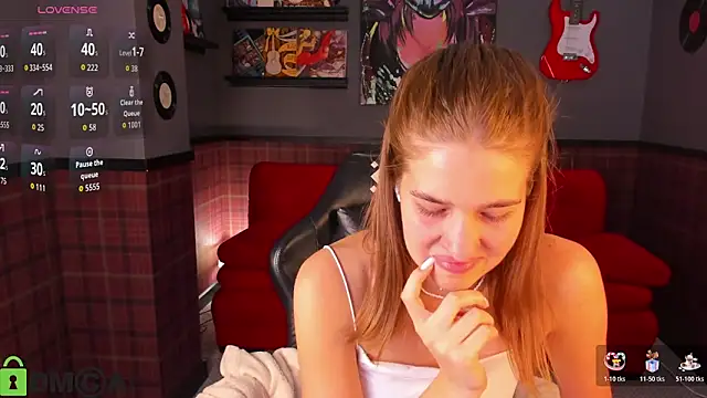 Jennifer_Wadee Live XXX-Chat