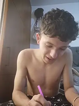 Daniel_Roy Live XXX Chat