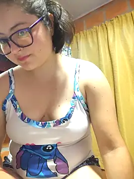 Chat XXX en directo de Dark_Cherry20