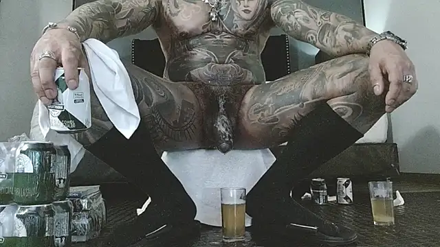 XXX chat uživo modela danilog515