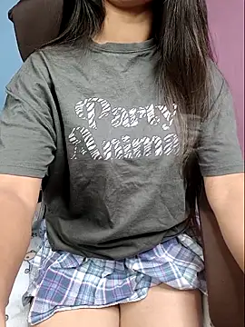 Aditi_1's Live XXX Chat