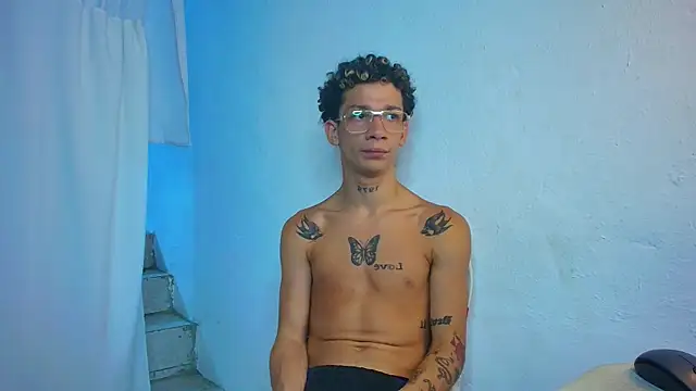 แชท XXX สดของ mateodeamjo