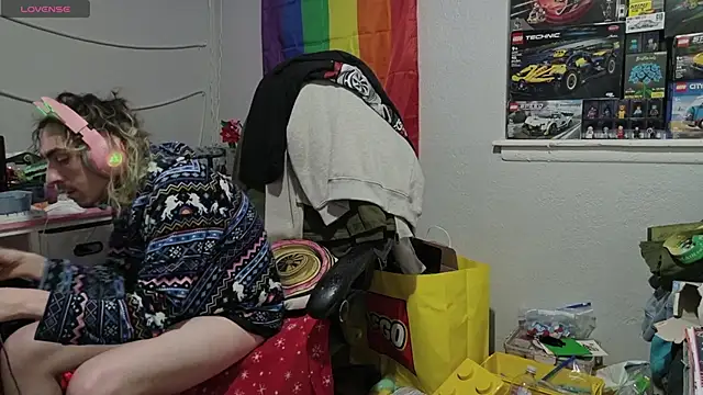 แชท XXX สดของ tallnerdyguy