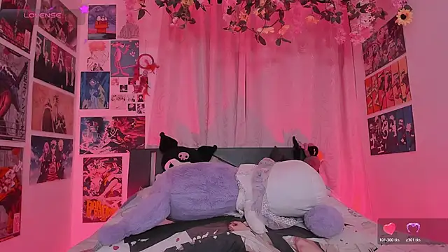 MissCurvyTopのライブXXXチャット