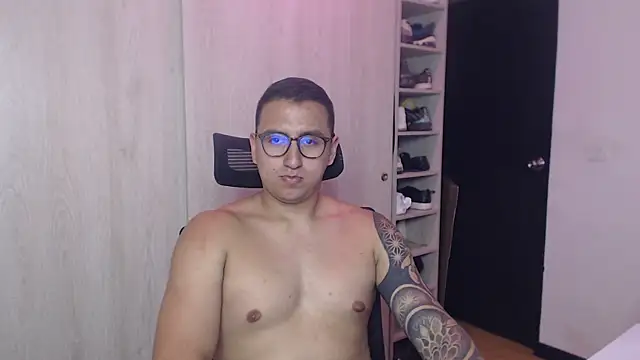 Pokazy przed kamerką – DanteVesper