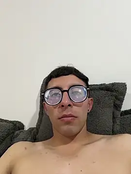 แชท XXX สดของ LeonBlazze