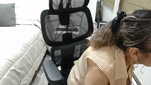 jesy_hotn Live XXX chat