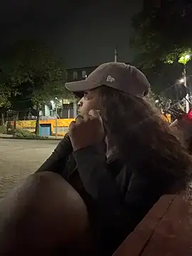 darle_volant Adlı Modelin Canlı XXX Sohbeti