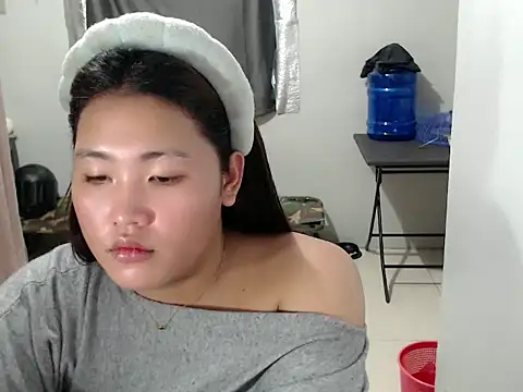 MiMi_yeah00 网络视讯表演