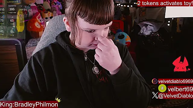 VelvetDiablo – Naživo XXX chat