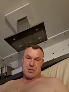 Pokazy przed kamerką – AgaiJa42