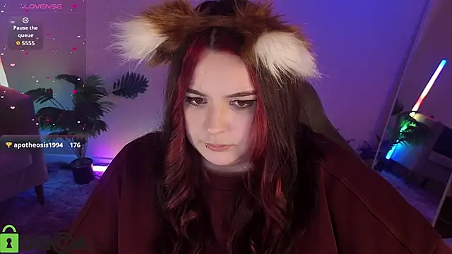 Mia_R0ss Chat XXX in diretta