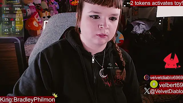 دردشة VelvetDiablo الجنسية المباشرة