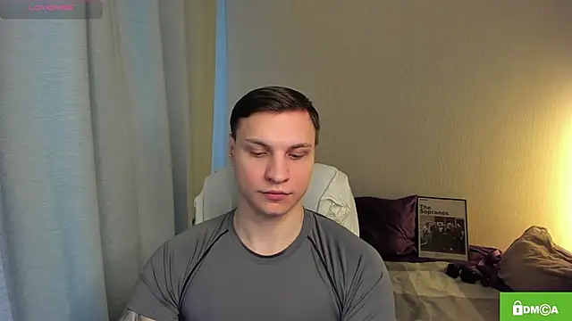 handsome_guy01 Adlı Modelin Canlı XXX Sohbeti