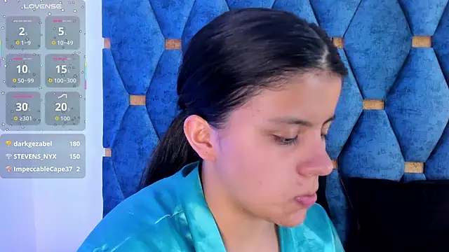 sasha_roldannのライブXXXチャット