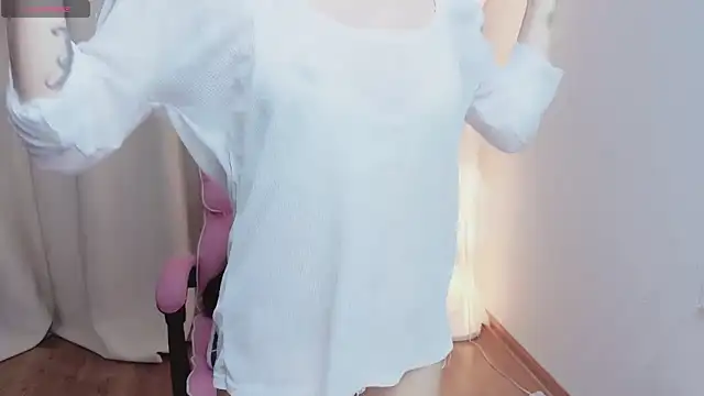 Chat +18 de Miu-999 ao vivo