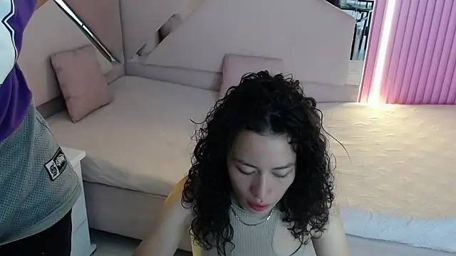 oblivionlove Chat XXX in diretta