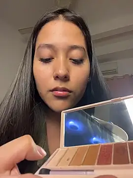 Nhefertary Chat XXX in diretta