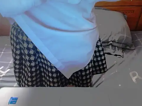 Enmy_24's Webcam Show